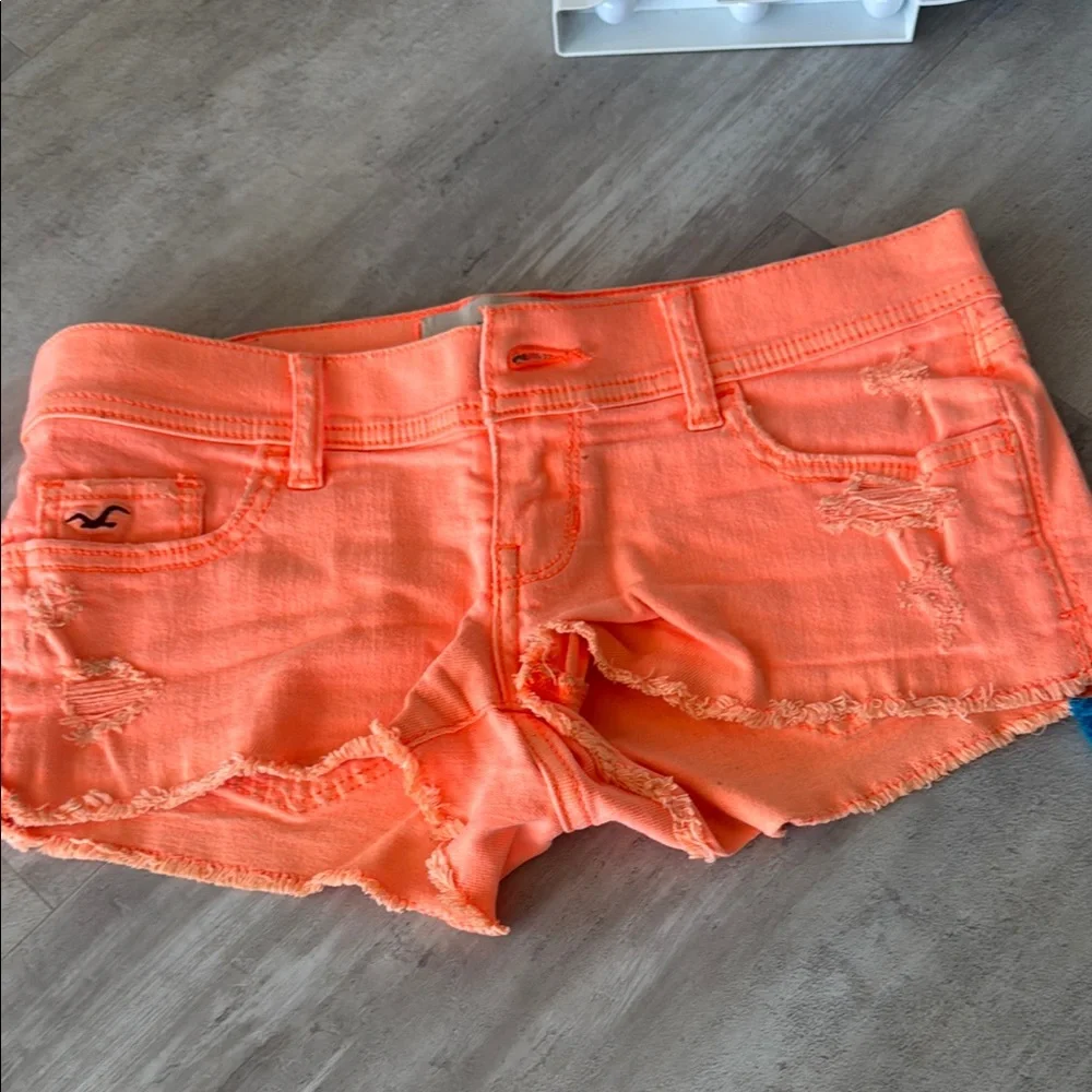 Hollistee Orange and Blue Shorts Bundle - Picture 4 of 8